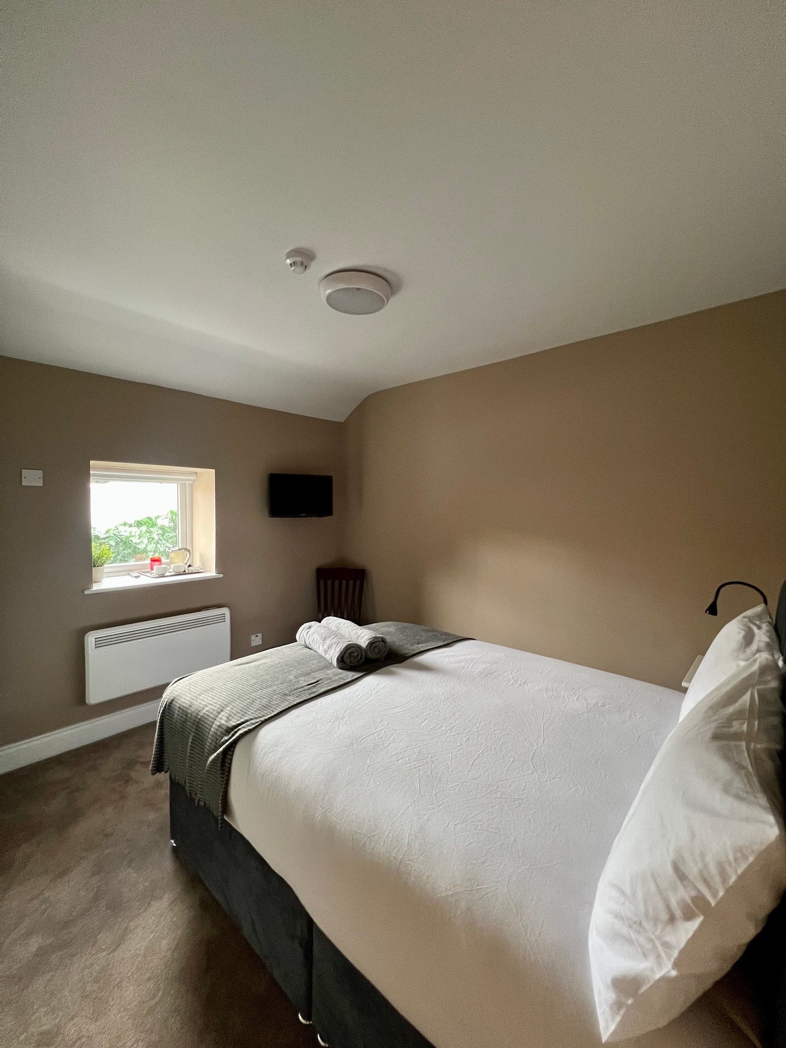 img of deluxe double room