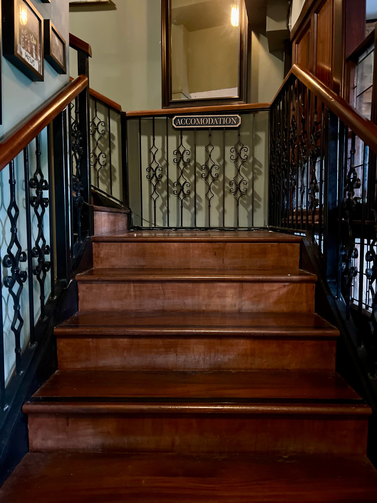 img of stairs